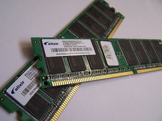 ../../_images/Memory_module_DDRAM_20-03-20061.jpg